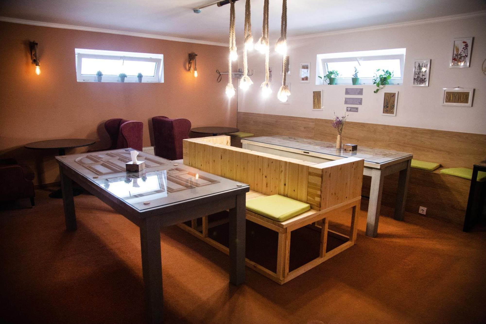 People Guest House Бишкек Екстериор снимка