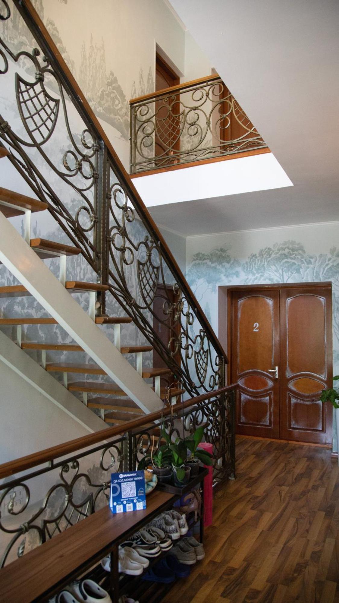 People Guest House Бишкек Екстериор снимка